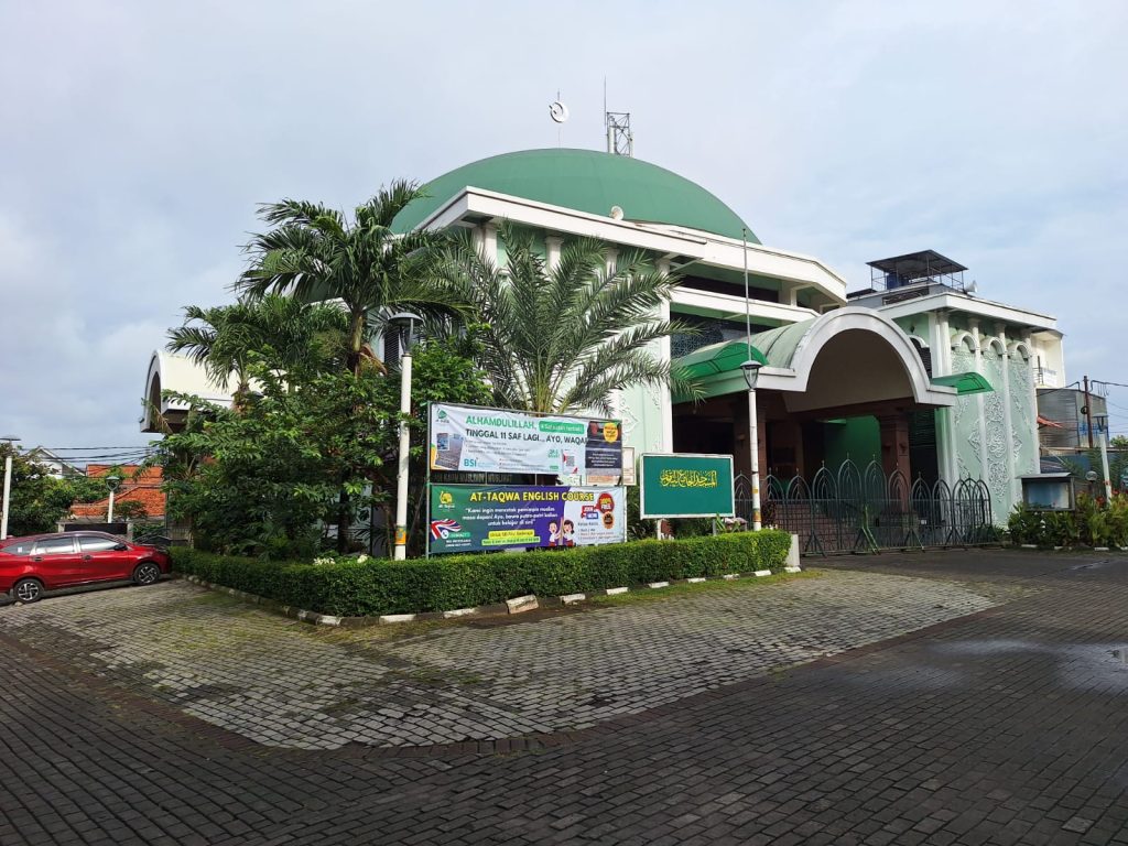 masjid raya at-taqwa